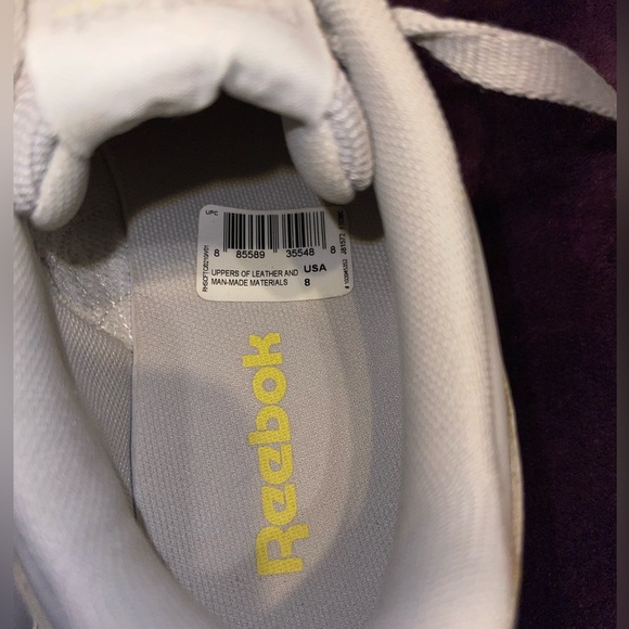 Like new condition 3d Ultralite by Reebok - Picture 5 of 5